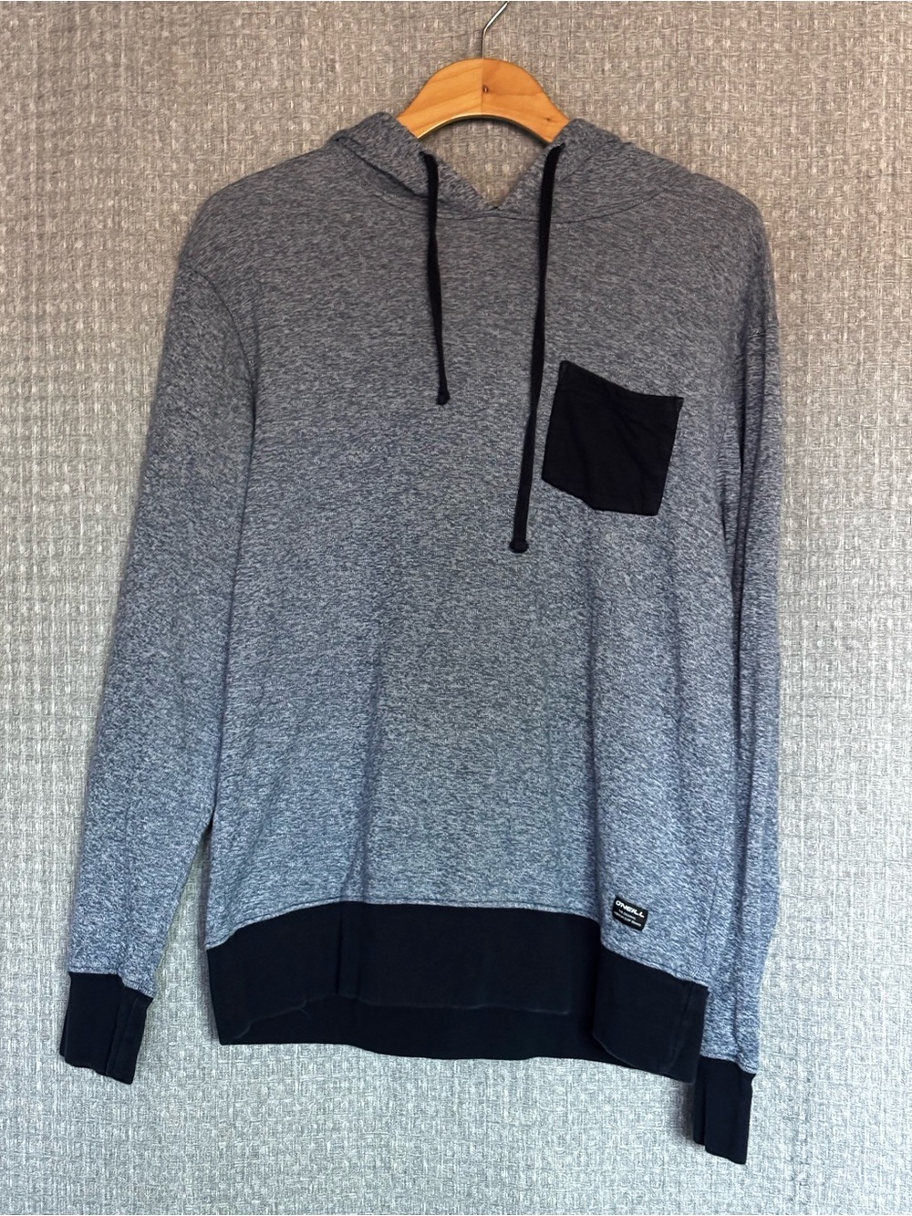 O'Neill Gray Hooded Long-Sleeve Shirt with Black Pocket & Accents